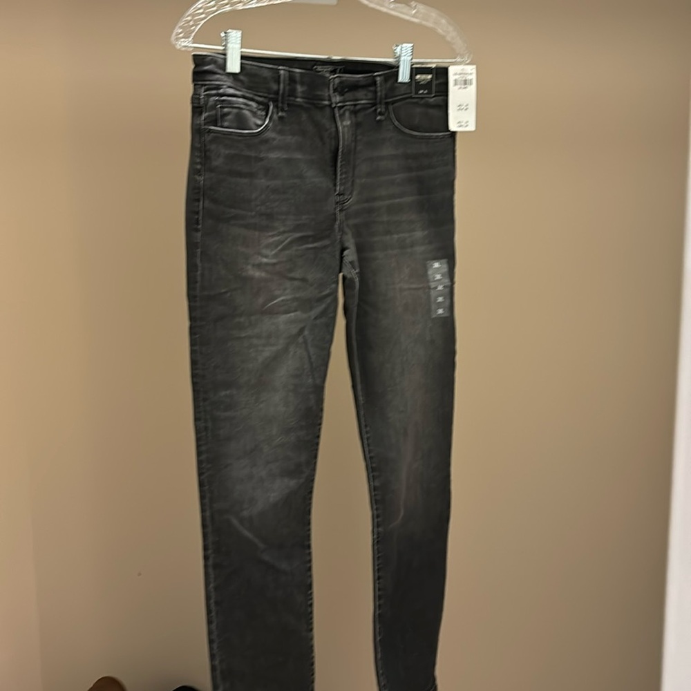 NWT Abercrombie and Fitch jeans black washed